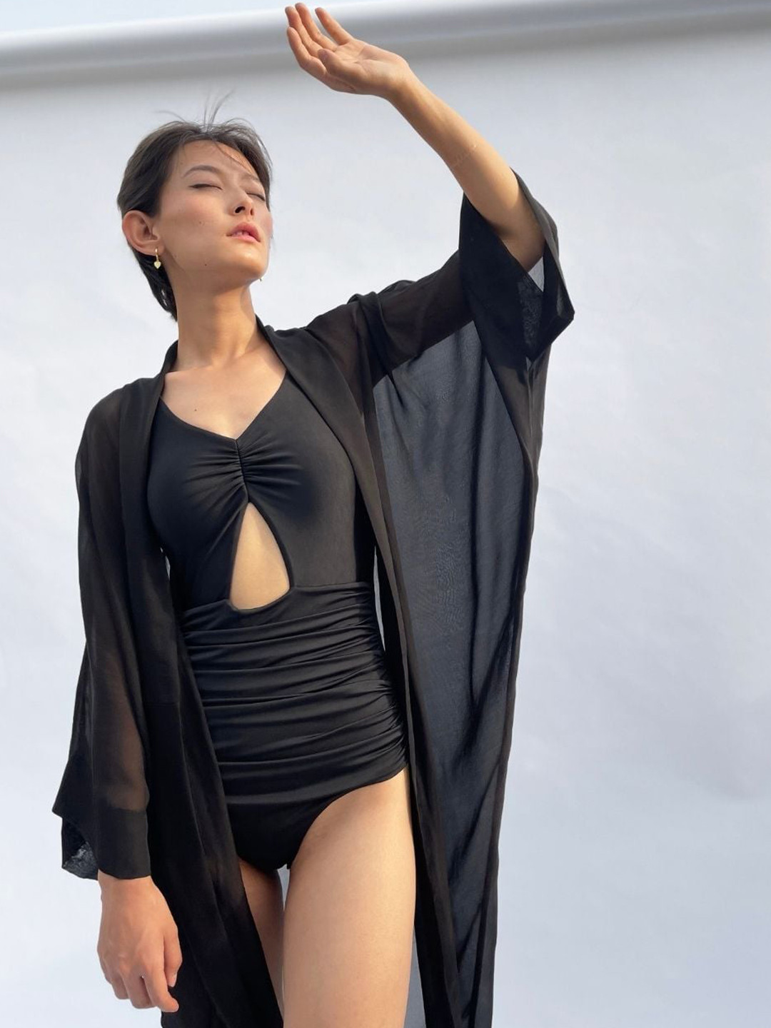 NADI NADI V-Neck Bodysuit