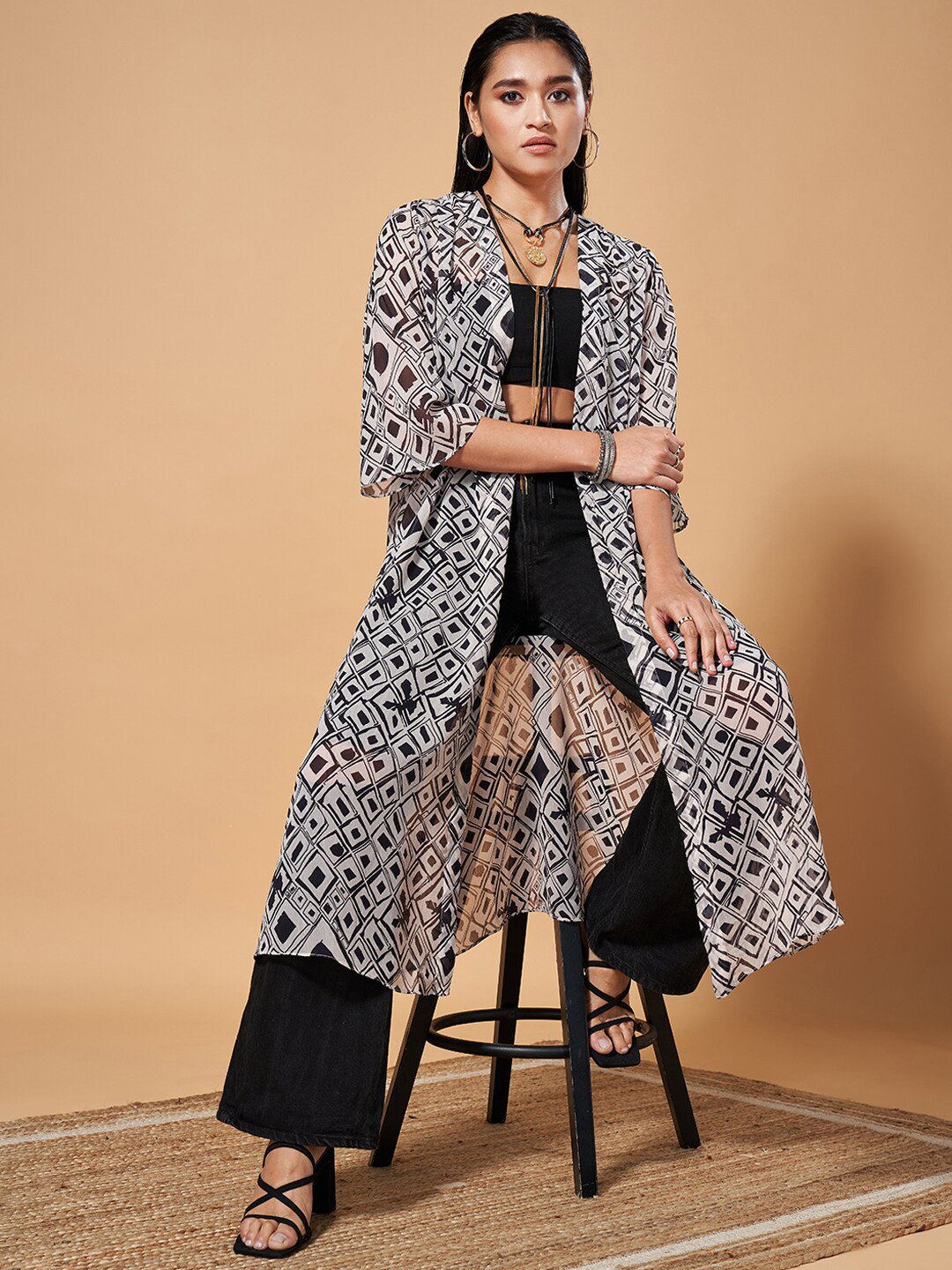 Marigold Lane Women Printed Longline Shrug