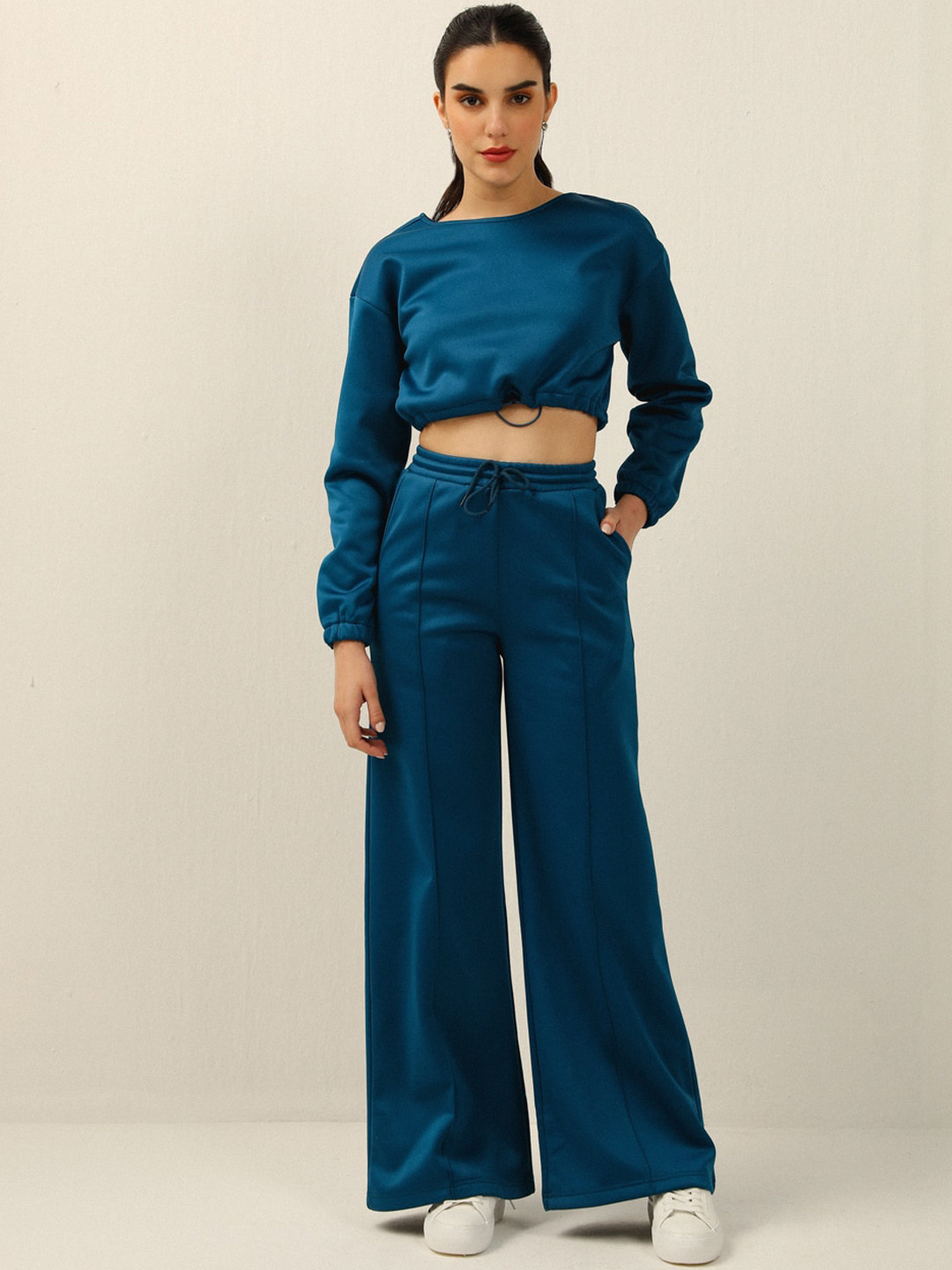 DEBSTREET Sweat Shirt & Trousers