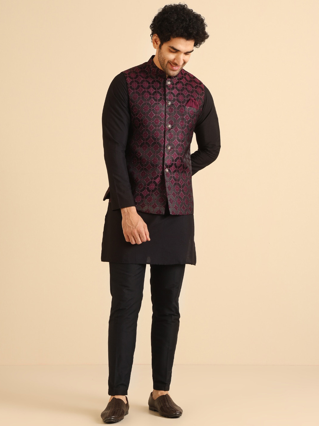 KISAH Men Textured Regular Fit Self  Kurta Jacket Trouser Set