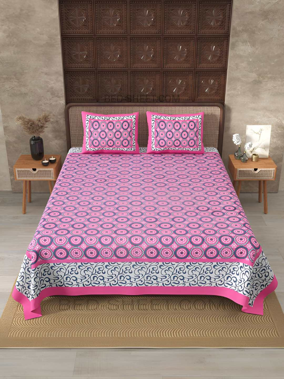 BED-SHEET.COM Royal Passion Pink Geometric Cotton 240 TC King Fine Bedsheet with 2 Pillow Covers-106 x 86 inches