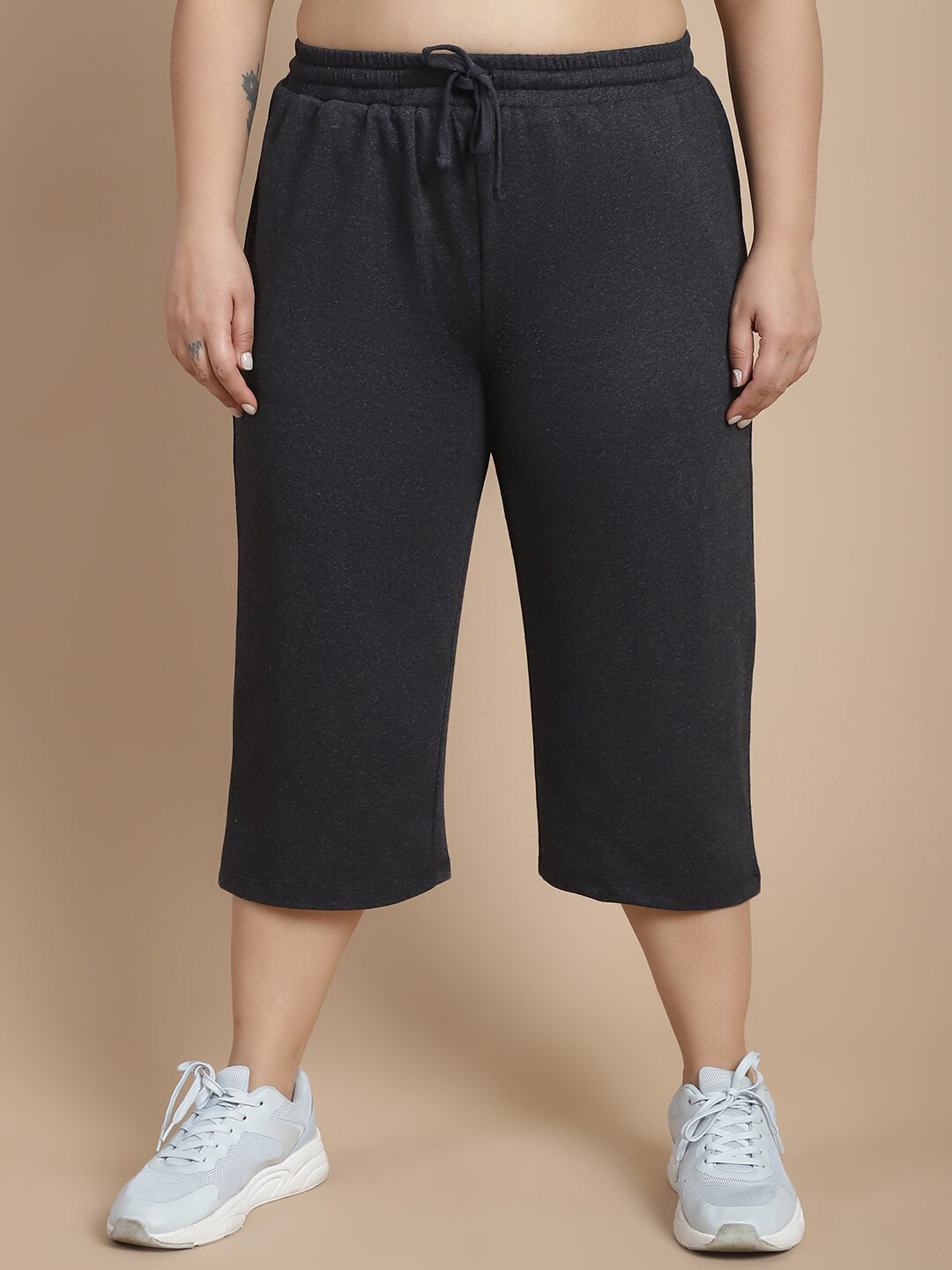 Rute Women Plus Size Cotton Capris