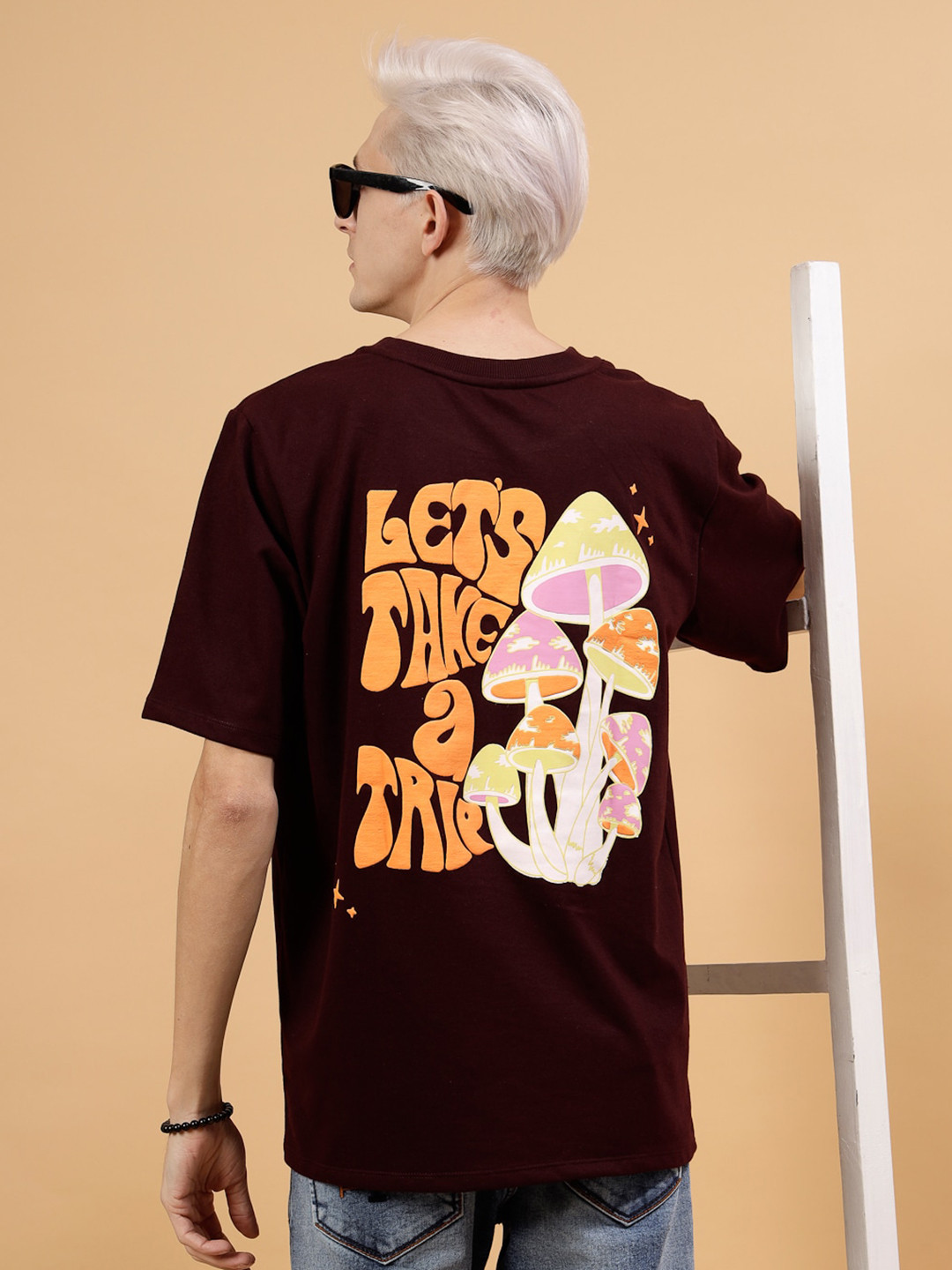 Rigo Men Typography Printed Raw Edge T-shirt