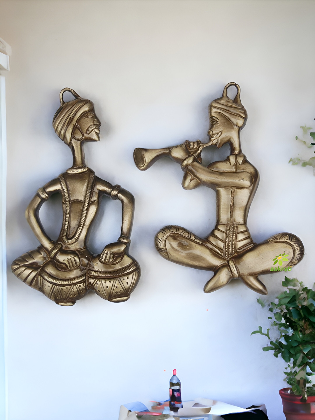Aakrati Sitting Men Statue Brass Glossy Hall Wall Hangings-6In