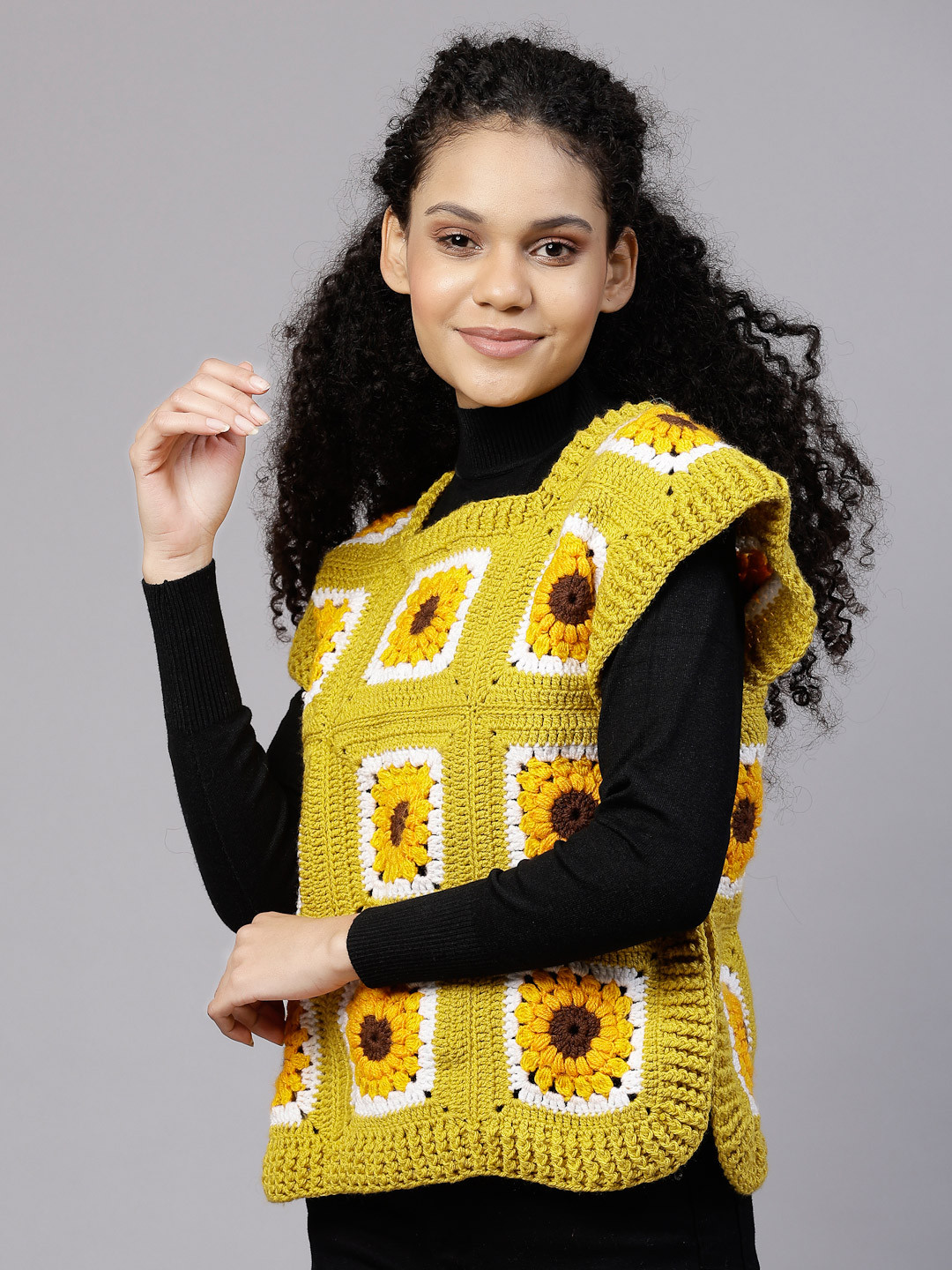 Velvery Women Floral Sweater Vest with Applique Detail