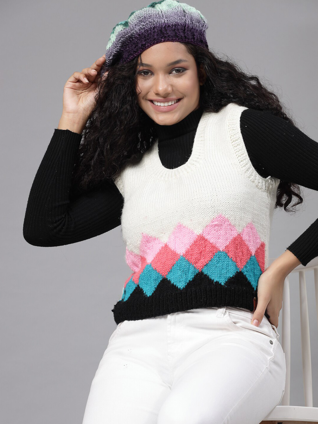 Velvery Quirky Self Design Sweater Vest