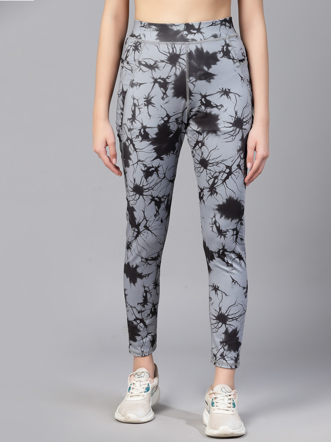 UZARUS Women Slim-Fit Abstract Printed Ankle Length Tights