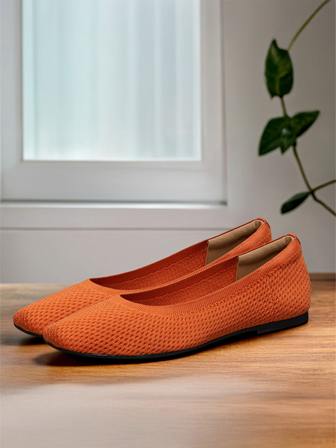 NEEMANS Women Textured Square Toe Mesh Loafers