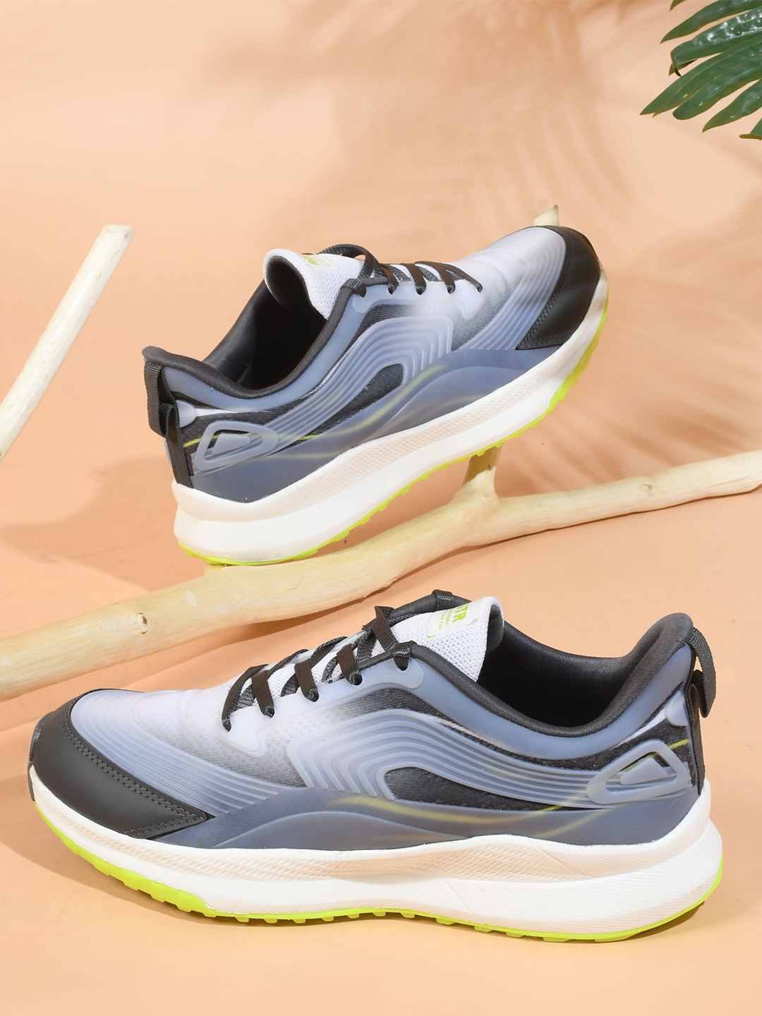 The Roadster Life style Co Men Green Textured Lace-Up Sports Shoes