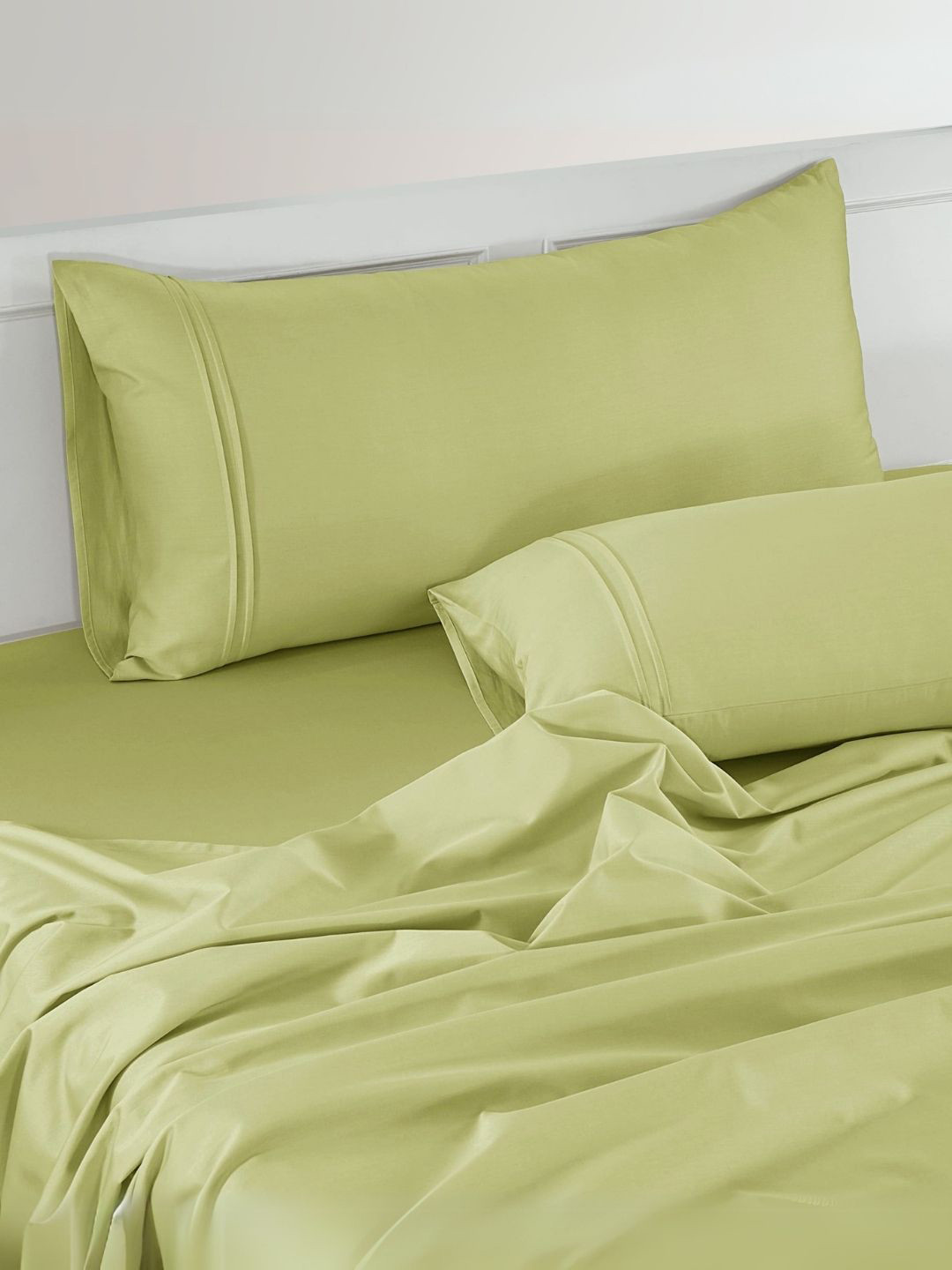 Aurave Snow Petals Collection Green Solid Cotton 400 TC King Superfine Bedsheet with 2 Pillow Covers-274 x 274 cm