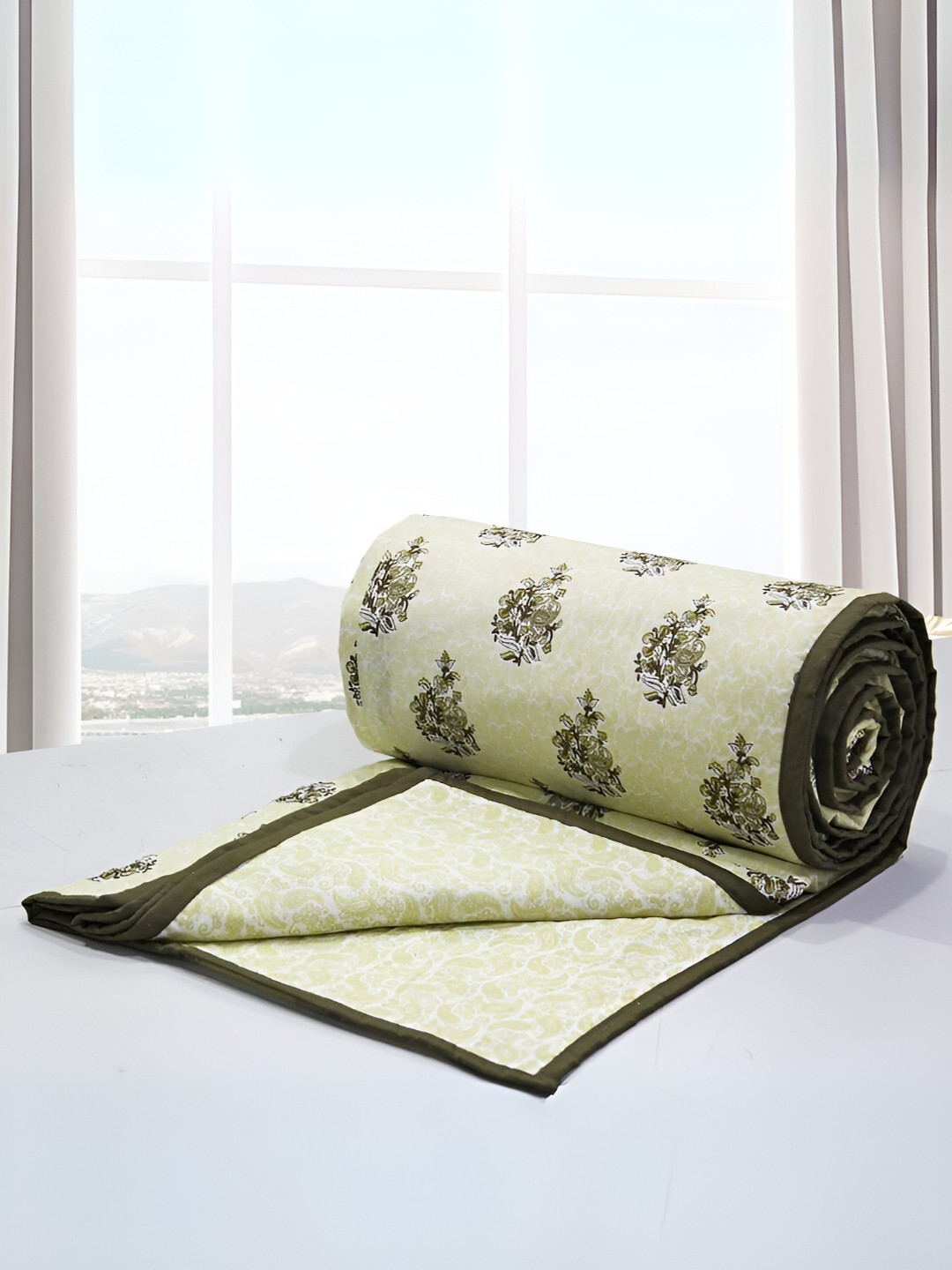 Aurave Riva Green & White Floral Cotton AC Room 150 GSM Double Bed Dohar