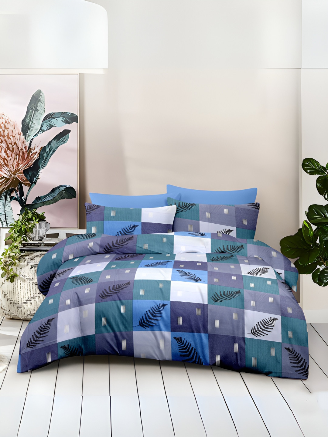 borato Saffron Blue Geometric Cotton 186 TC Queen Fine Bedsheet with 2 Pillow Covers-94 x 89 inches