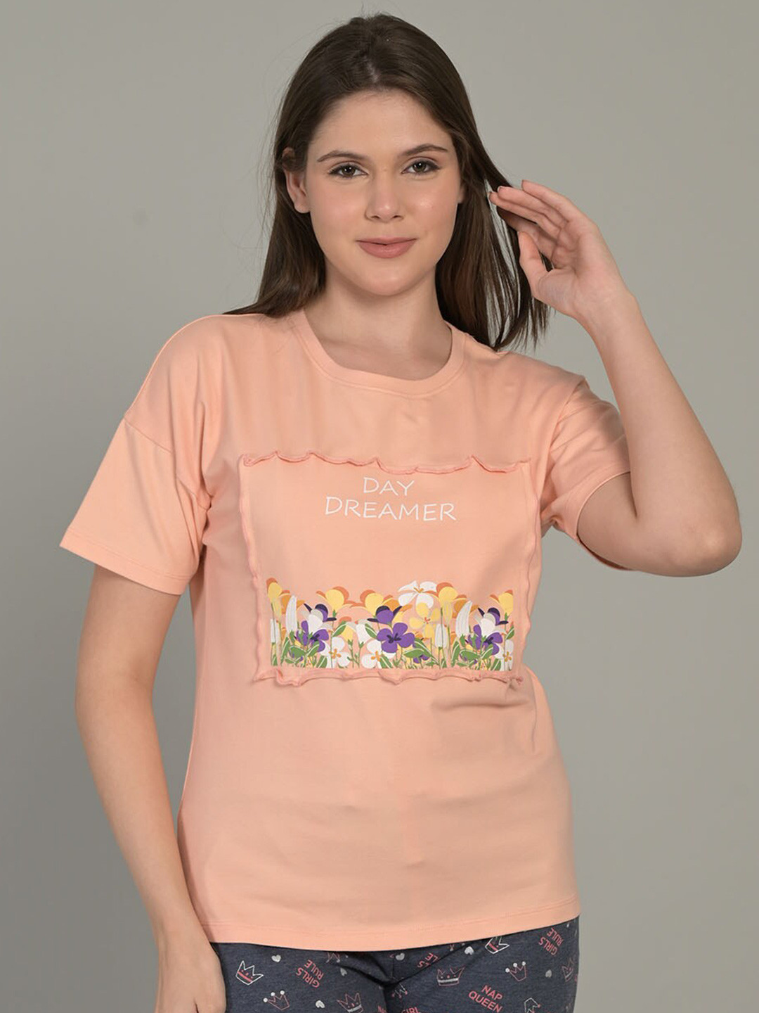 MAYSIXTY  Floral Printed Drop-Shoulder Sleeves T-shirt