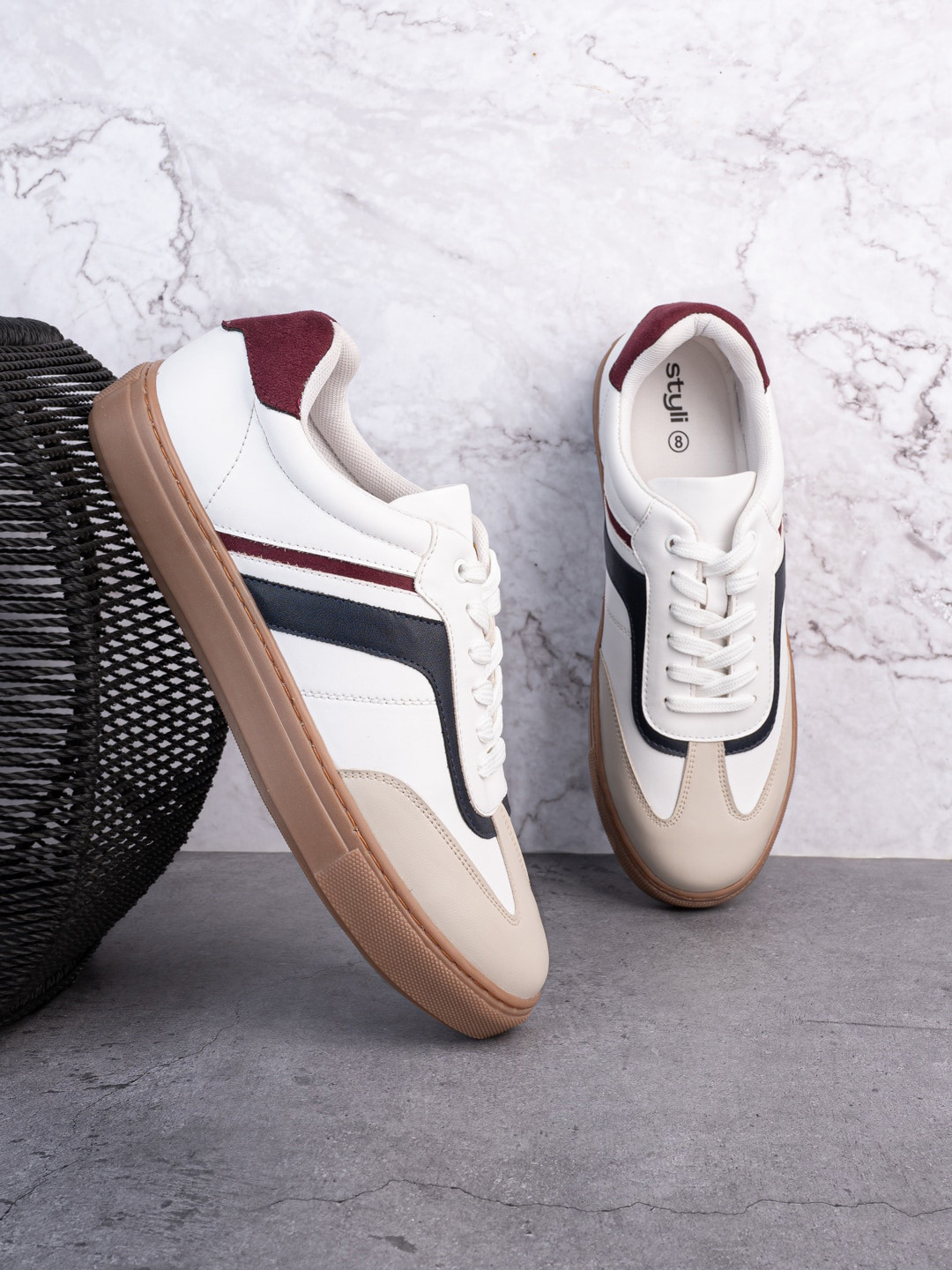 Styli Men Striped Lace Up Sneakers