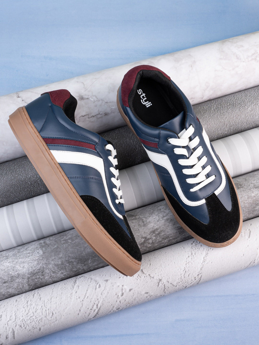 Styli Men Color Block Rubber Sole Lace Up Sneakers