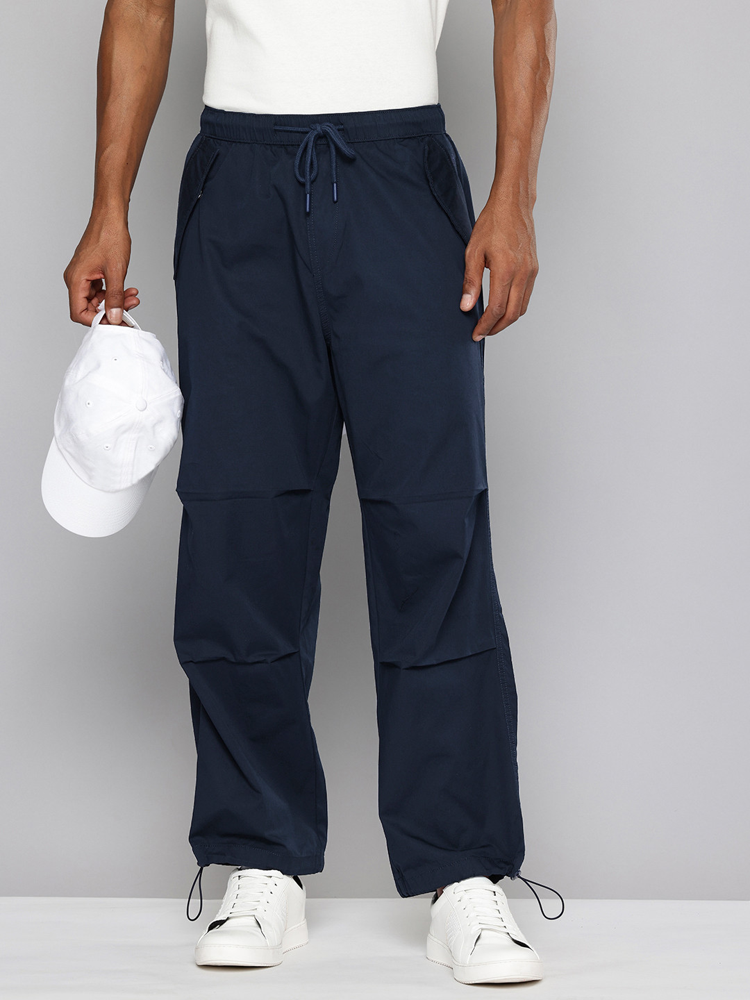 Aeropostale Men Pure Cotton Baggy Trousers