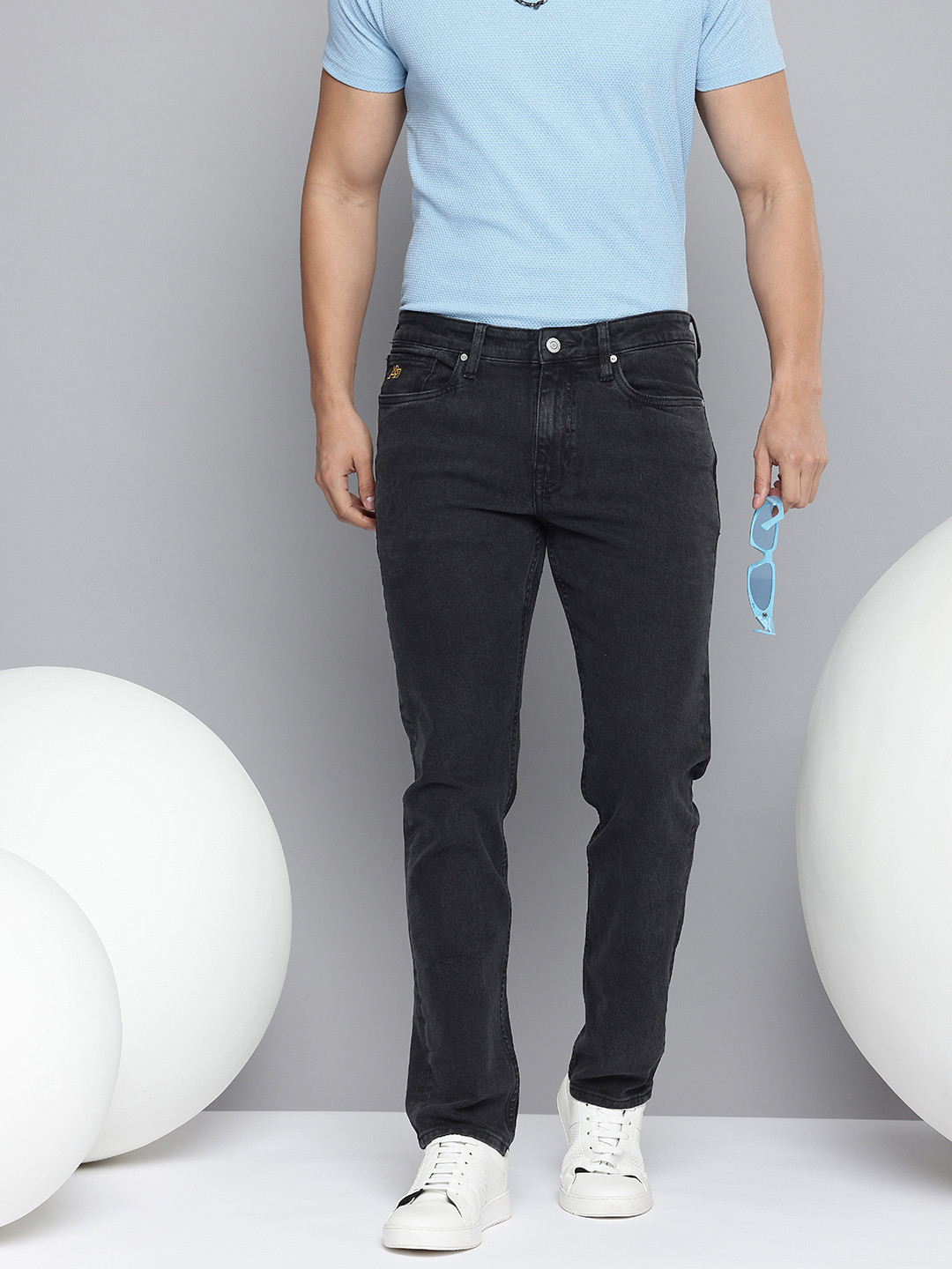 Aeropostale Men Light Fade Stretchable Jeans