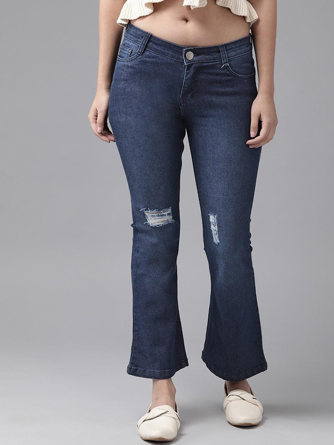 The Dry State Women Straight Fit Slash Knee Light Fade Stretchable Jeans