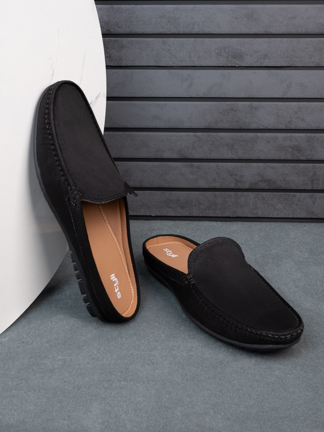 Styli Men Textured Comfort Insole Suede Mules