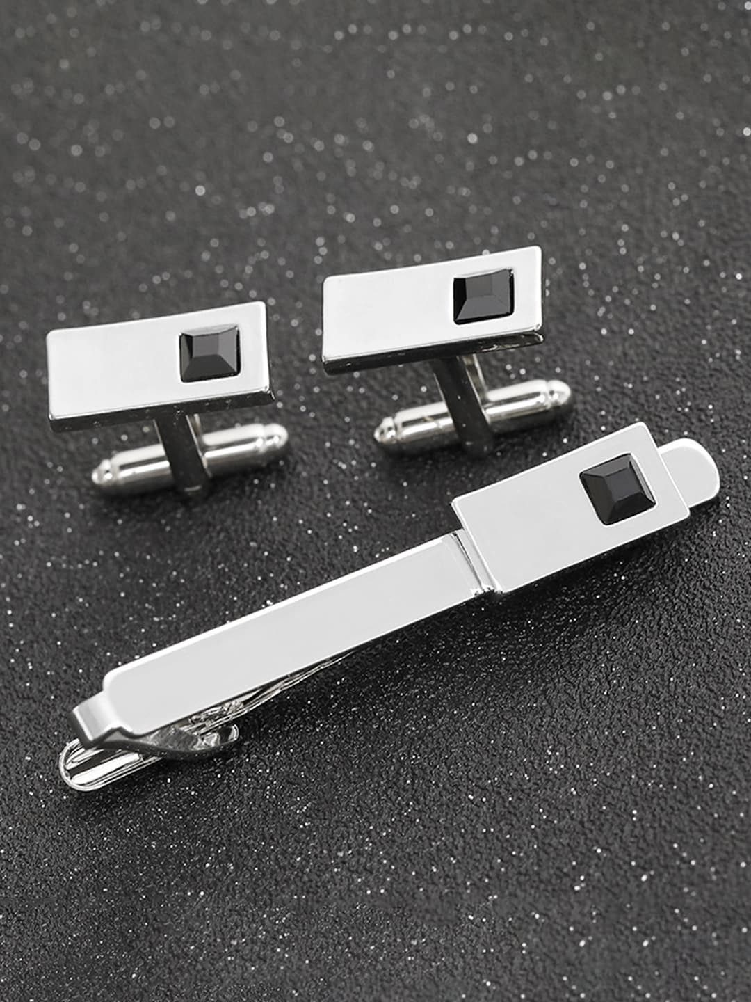 Peora Black Cufflink & Tie Pin Set