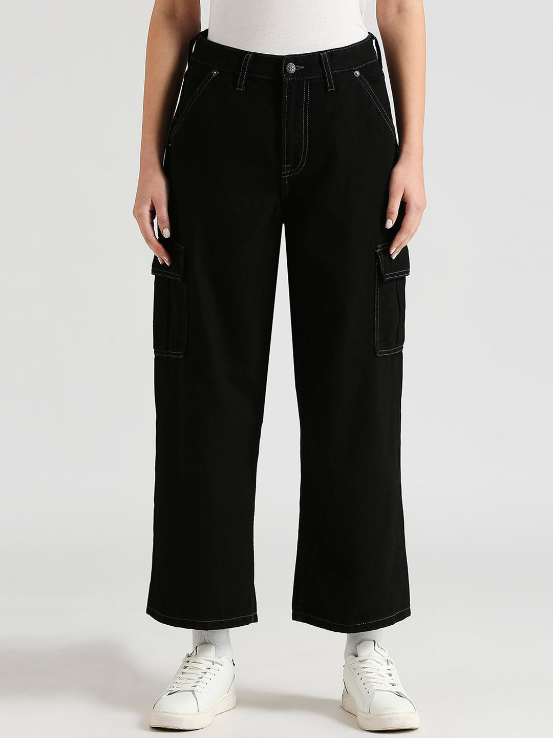 Pepe Jeans Women Straight Fit High-Rise Clean Look Pure Cotton Cargo Jeans