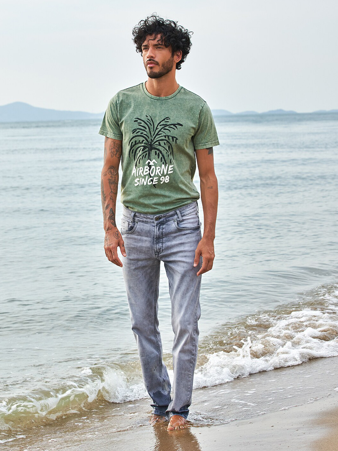 Mufti Graphic Printed Round Neck Slim Fit T-shirt