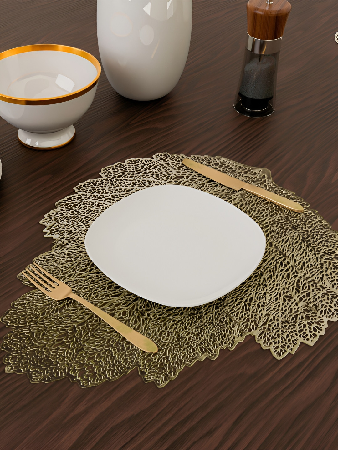 Kuber Industries 4 Pieces Beige Patta Shaped Table Placemats