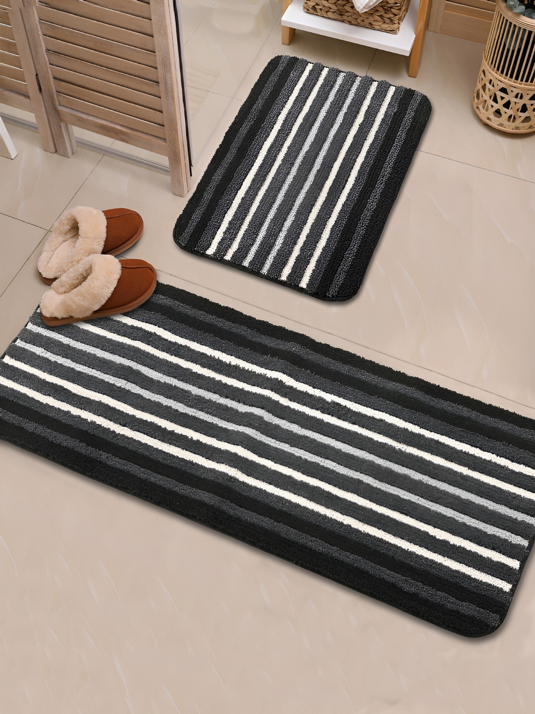 Saral Home Black & White 2 Pieces Striped Microfiber Bathmat & Runner