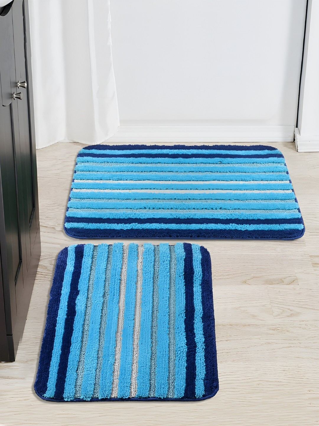 Saral Home WOW Blue & Beige 2 Pieces Striped 650 GSM Microfiber Antiskid Bath Mat-