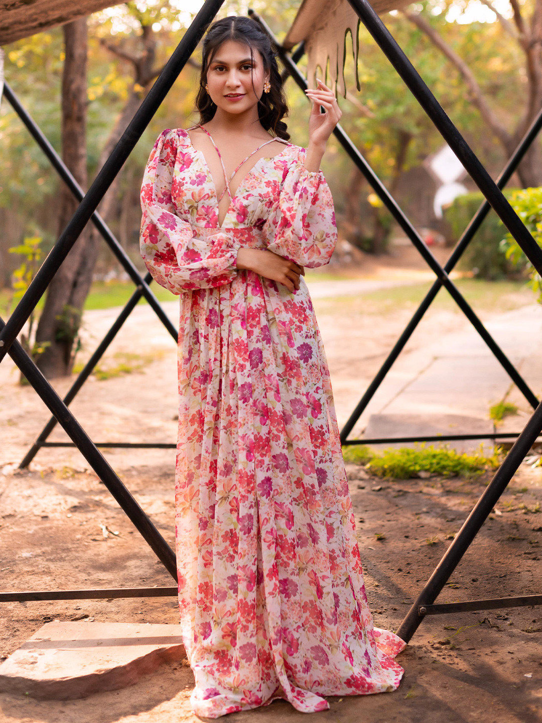 Calmna V-Neck Floral Printed Georgette Maxi Dress