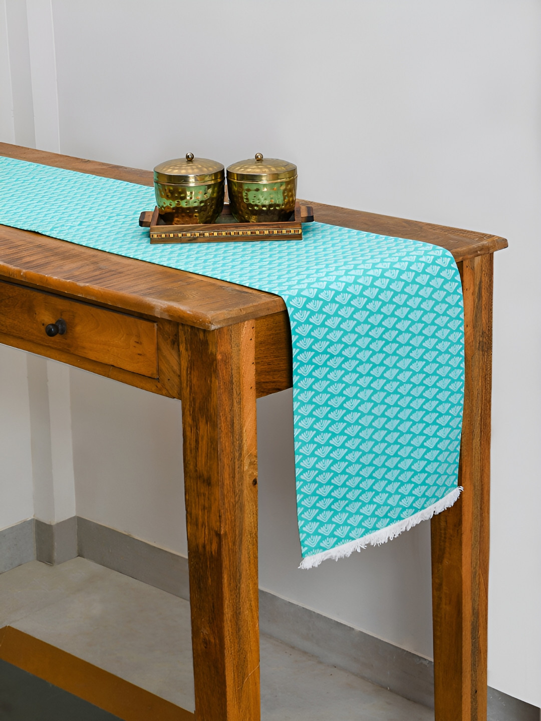 Ratan Cart Sea Green & White Motifs Printed Cotton Rectangle Table Runner