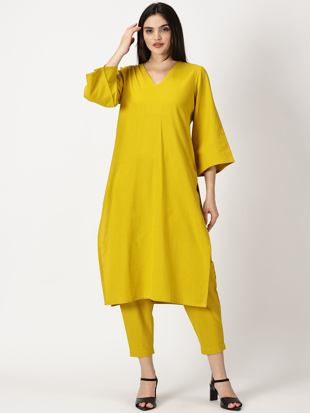 Weaves of Tradition V-Neck Bell Sleeves Pure Cotton Straight Kurta With Trousers