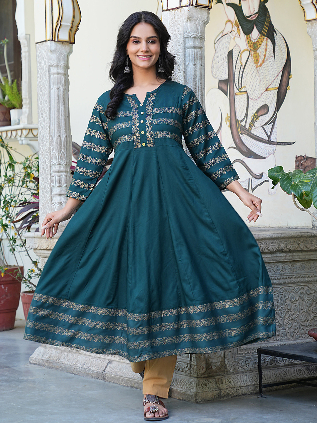 KALINI Plus Size Flora Printed Round Neck A-Line Kurta