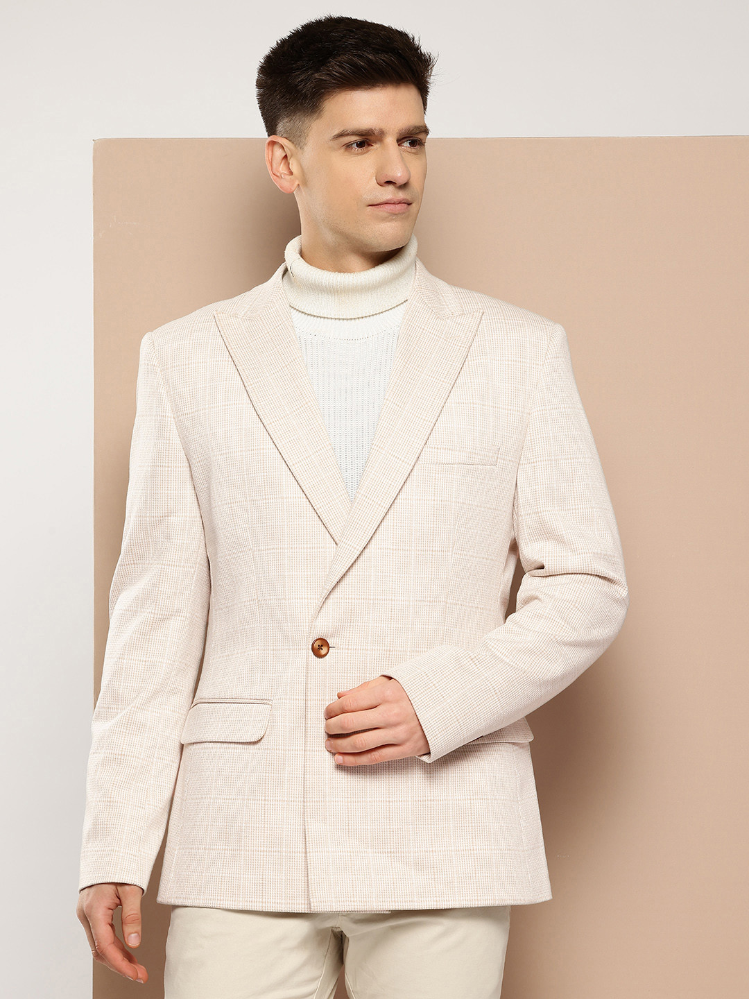 INVICTUS Checked Peaked Lapel Double-Breasted Slim Fit Blazer