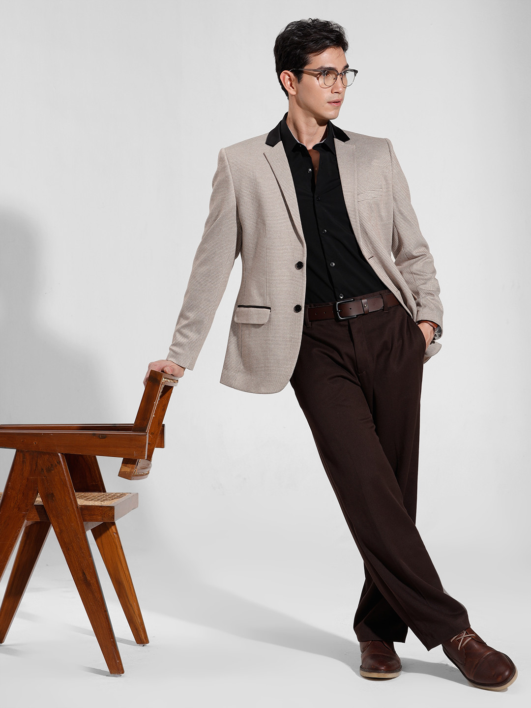 INVICTUS Slim Fit Self-Design Formal Blazer