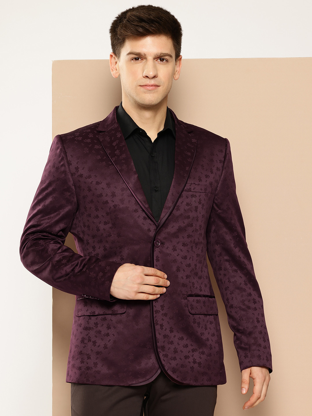 INVICTUS Slim Fit Jacquard Blazer