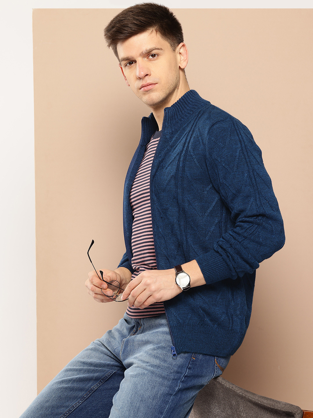 INVICTUS Men Sweaters