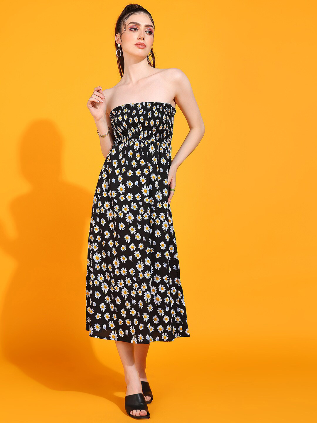 DODO & MOA Black Floral Printed Strapless Smocked A-Line Dress