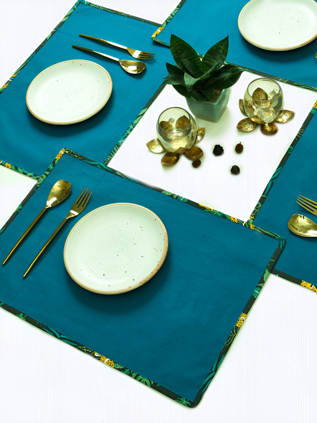 Ratan Cart 4-Pcs Blue Cotton Table Placemats
