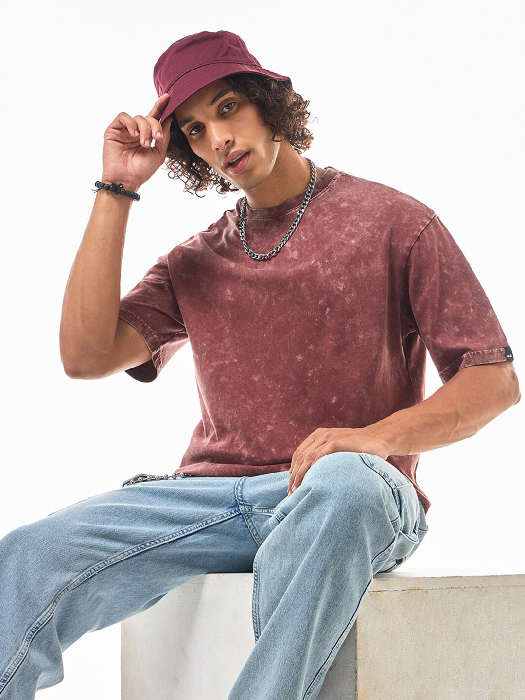Bewakoof Red Oversized Cotton Acid Wash T-shirt