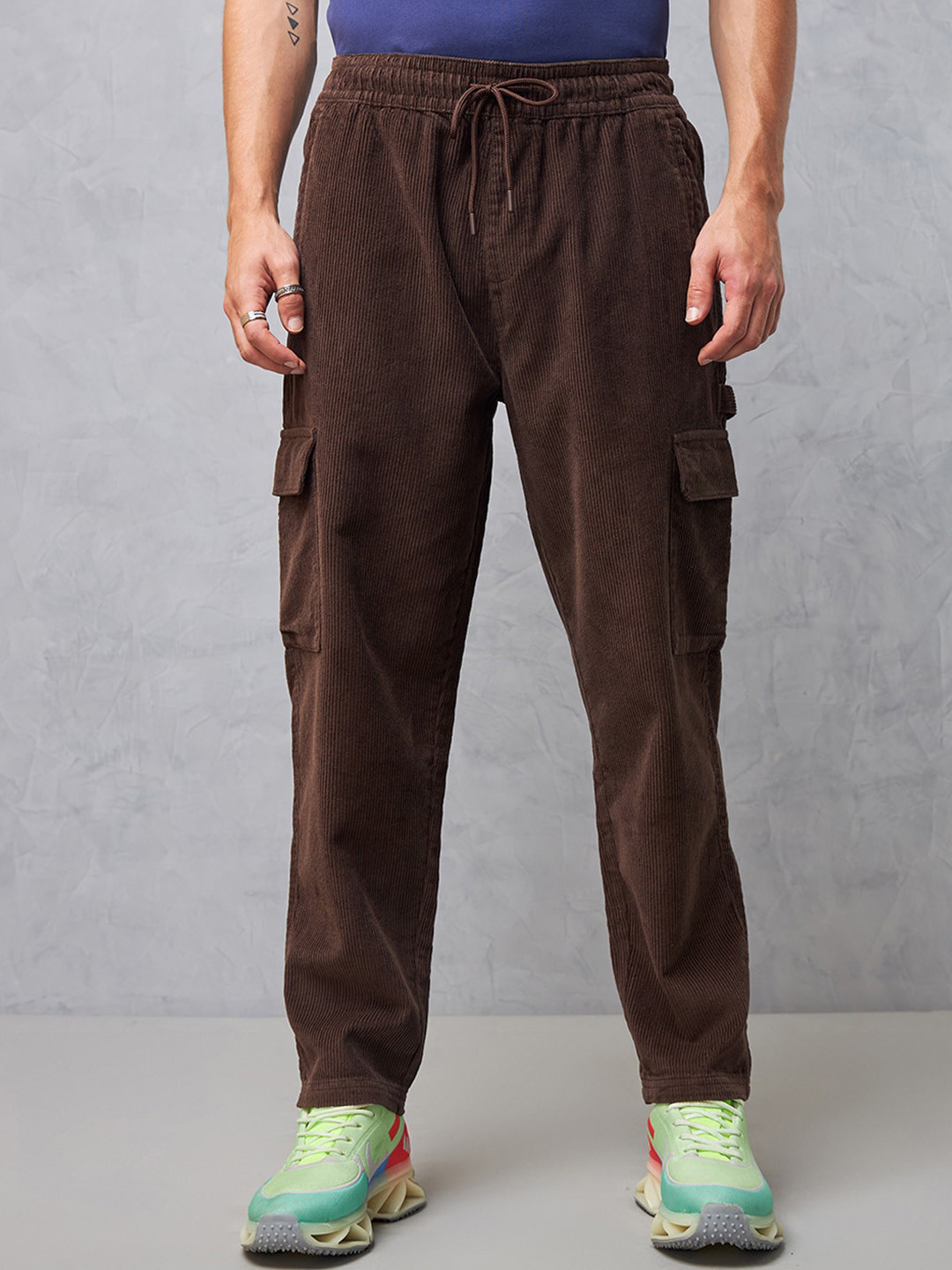 Bewakoof Men Brown Tapered Fit Japanese Cargo Carpenter Pants