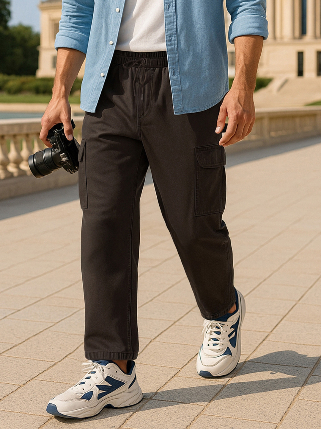 Bewakoof Men Brown Oversized Cargo Carpenter Pants