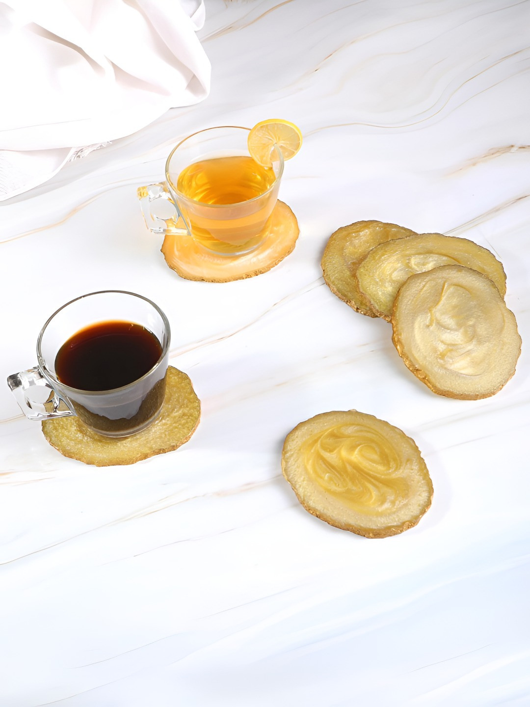 THE HOME CO. Beige & Gold Toned 6 Pieces Abstract Printed Round Coasters