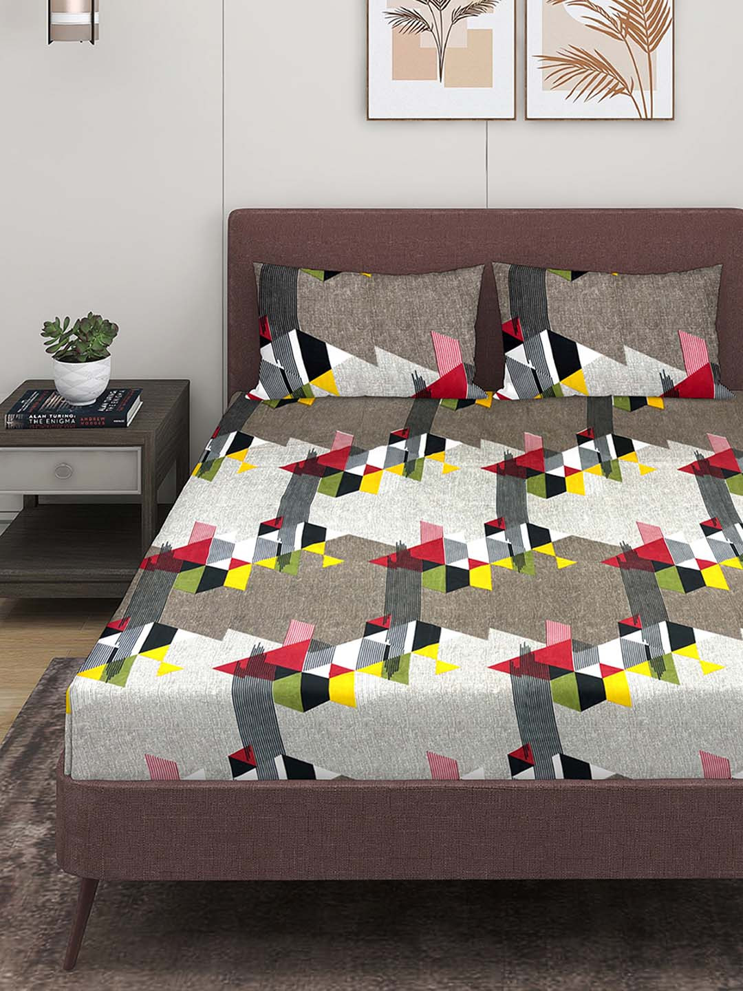 ROMEE Beige Geometric Microfiber 144 TC Queen Bedsheet with 2 Pillow Covers-224 x 242 cm