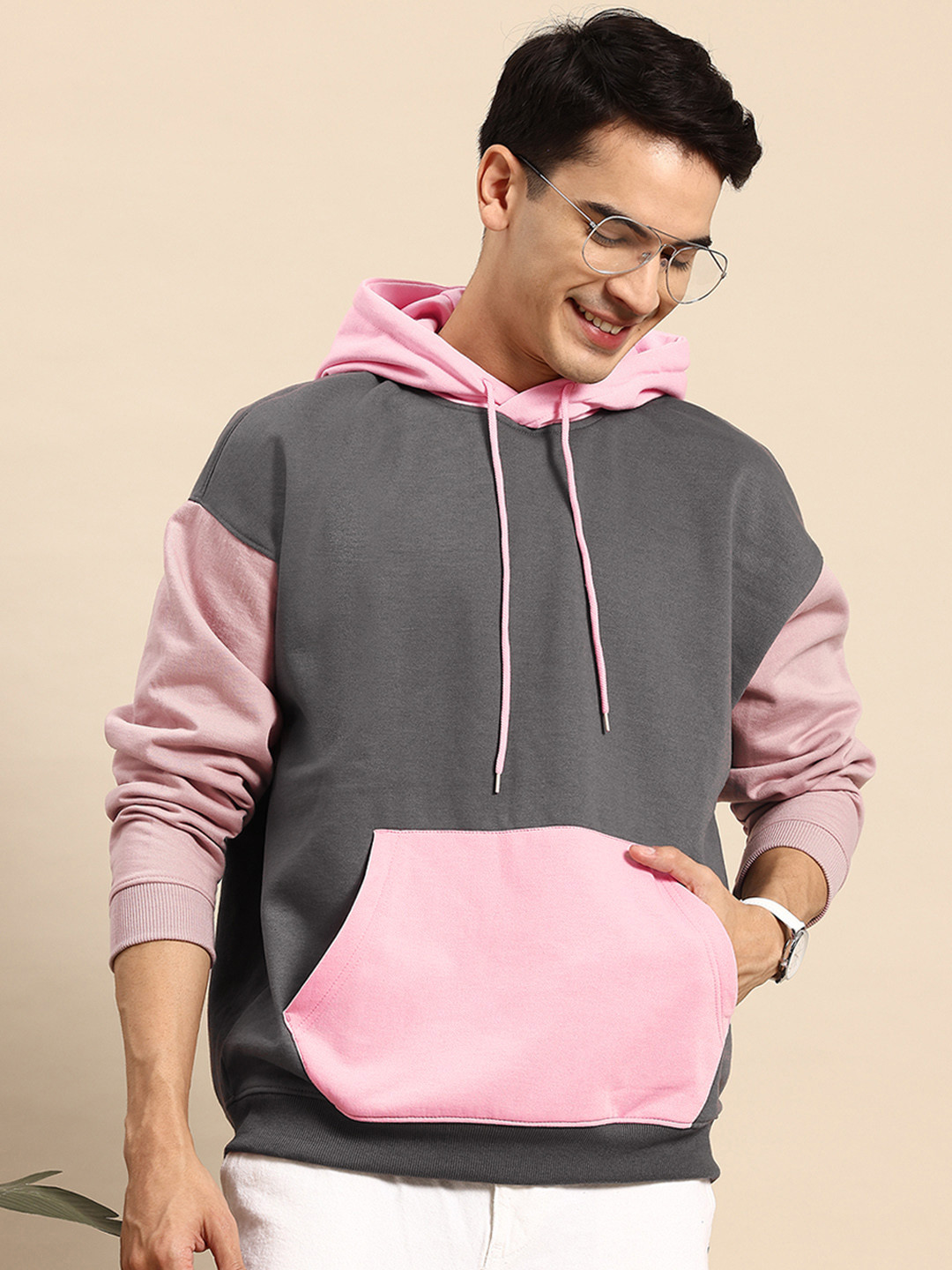 Mast & Harbour Men Colourblocked Hooded Oversized Sweatshirt