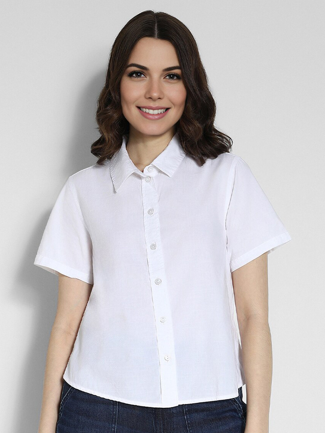 AMERICAN EAGLE OUTFITTERS Short-Sleeve Button-Up Shirt