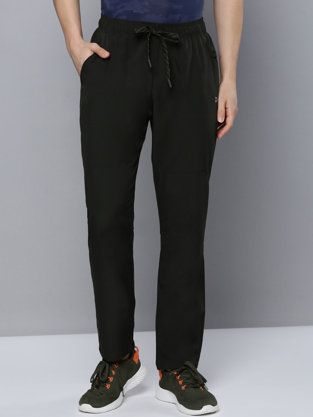 SPORTO Men Slim-Fit Dry-Fit Instacool Ultra Lite Track Pant