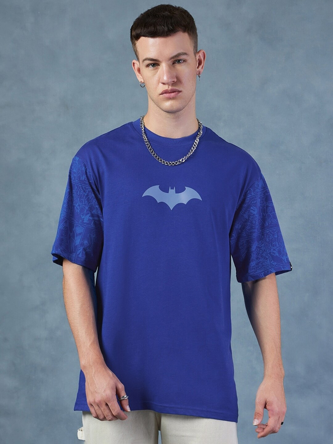 Bewakoof Blue Batman Printed Drop-Shoulder Sleeves Oversized Cotton T-shirt
