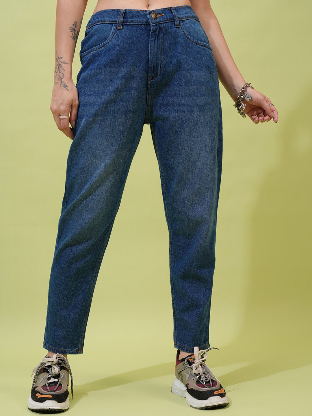 Basics By Tokyo Talkies Women Blue Relaxed Fit Light Fade Cropped Cotton Jeans