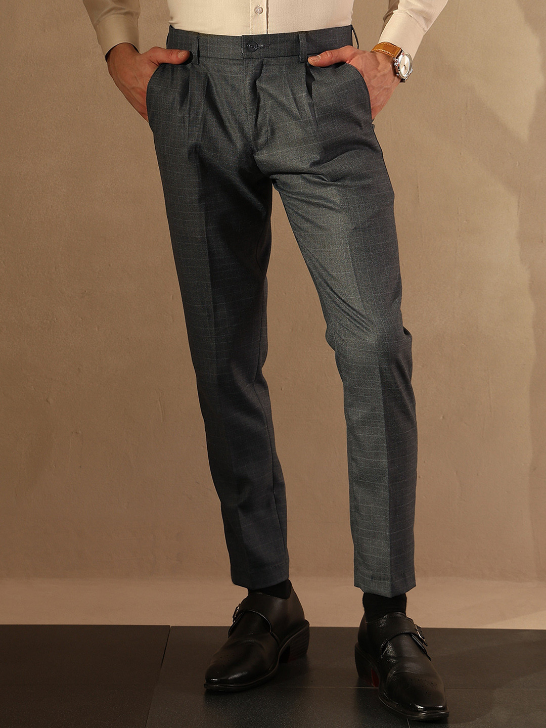 DENNISON Men Tapered Fit Self Check Pleated Trouser